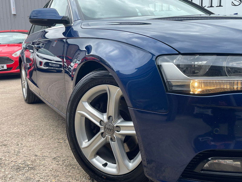 Audi A4 Avant 2.0 TDIe SE Technik Estate 5dr Diesel Manual Euro 5 (s/s) (136 ps) 5dr Manual 2025