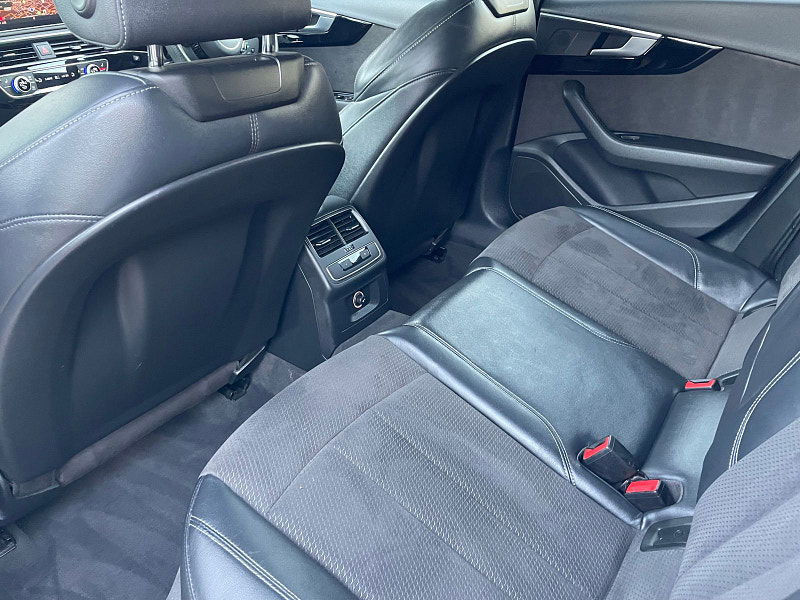 Audi A4 Avant 2.0 TFSI 35 Black Edition Estate 5dr Petrol Manual Euro 6 (s/s) (150 ps) 5dr Manual 2026