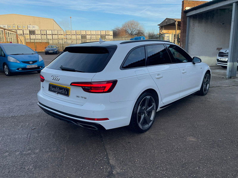 Audi A4 Avant 2.0 TFSI 35 Black Edition Estate 5dr Petrol Manual Euro 6 (s/s) (150 ps) 5dr Manual 2026