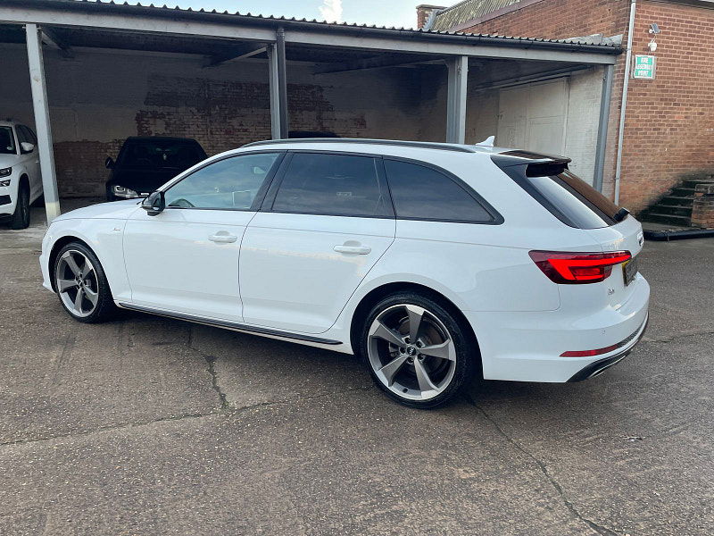 Audi A4 Avant 2.0 TFSI 35 Black Edition Estate 5dr Petrol Manual Euro 6 (s/s) (150 ps) 5dr Manual 2026