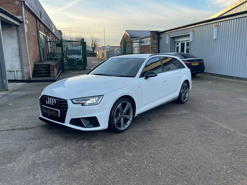 Audi A4 Avant 2.0 TFSI 35 Black Edition Estate 5dr Petrol Manual Euro 6 (s/s) (150 ps) 5dr Manual 2026