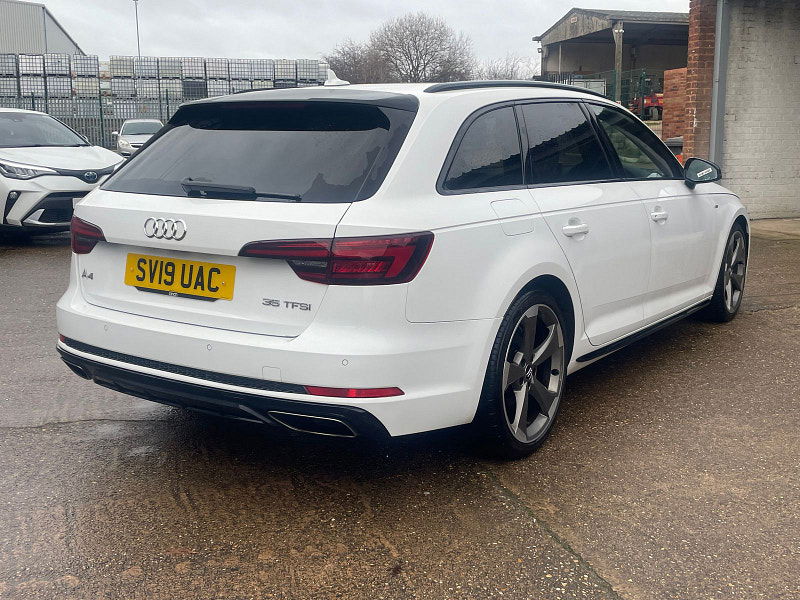 Audi A4 Avant 2.0 TFSI 35 Black Edition Estate 5dr Petrol Manual Euro 6 (s/s) (150 ps) 5dr Manual 2026