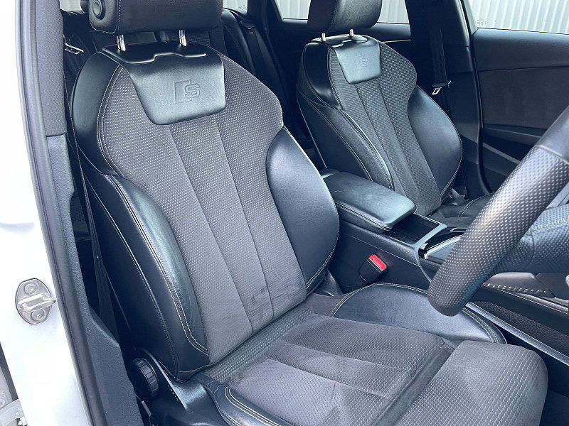 Audi A4 Avant 2.0 TFSI 35 Black Edition Estate 5dr Petrol Manual Euro 6 (s/s) (150 ps) 5dr Manual 2026