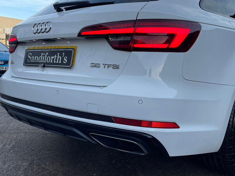 Audi A4 Avant 2.0 TFSI 35 Black Edition Estate 5dr Petrol Manual Euro 6 (s/s) (150 ps) 5dr Manual 2026