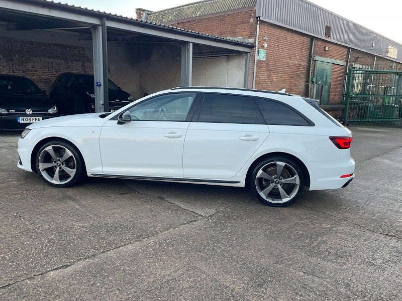 Audi A4 Avant 2.0 TFSI 35 Black Edition Estate 5dr Petrol Manual Euro 6 (s/s) (150 ps) 5dr Manual 2026