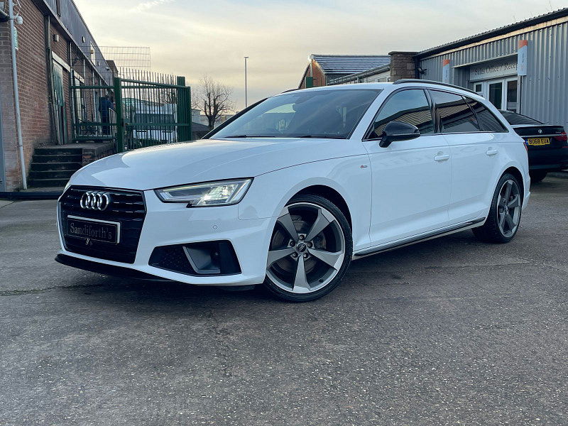 Audi A4 Avant 2.0 TFSI 35 Black Edition Estate 5dr Petrol Manual Euro 6 (s/s) (150 ps) 5dr Manual 2026