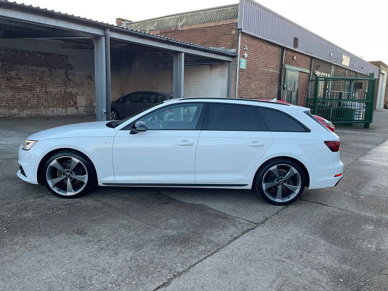 Audi A4 Avant 2.0 TFSI Black Edition Estate 5dr Petrol S Tronic Euro 6 (s/s) (190 ps) 5dr Automatic 2024