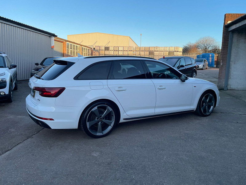 Audi A4 Avant 2.0 TFSI Black Edition Estate 5dr Petrol S Tronic Euro 6 (s/s) (190 ps) 5dr Automatic 2024