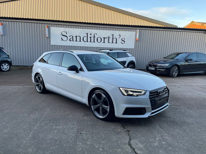 Audi A4 Avant 2.0 TFSI Black Edition Estate 5dr Petrol S Tronic Euro 6 (s/s) (190 ps) 5dr Automatic 2024