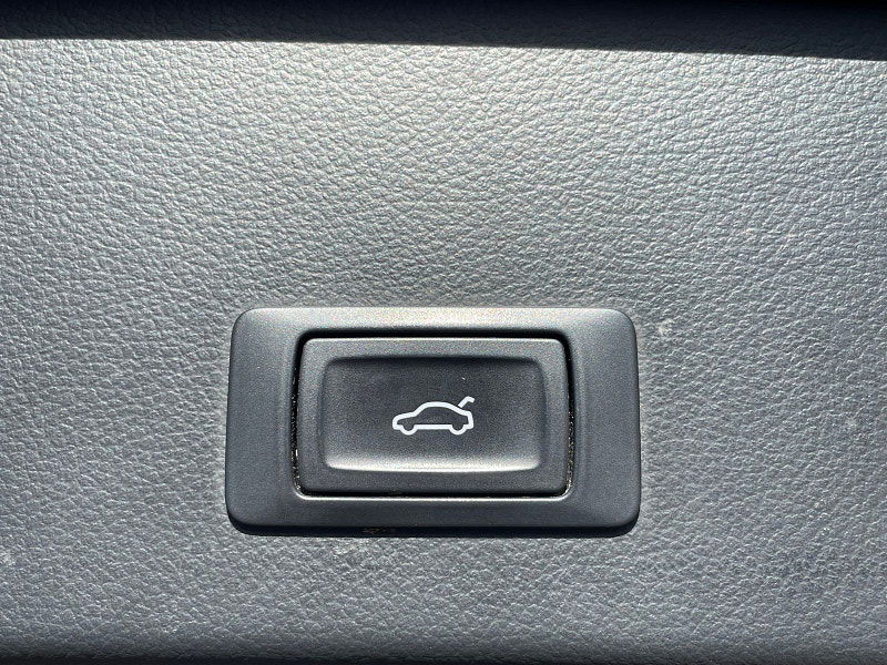 Audi A6 Avant 3.0 TDI V6 Black Edition Estate 5dr Diesel S Tronic quattro Euro 6 (s/s) (218 ps) 5dr Automatic 2025