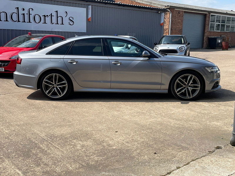 Audi A6 Saloon 2.0 TDI ultra Black Edition Saloon 4dr Diesel S Tronic Euro 6 (s/s) (190 ps) Bose, 5 Services,  4dr Automatic 2024