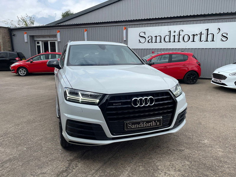 Audi Q7 3.0 TDI V6 S line SUV 5dr Diesel Tiptronic quattro Euro 6 (s/s) (218 ps) Full Black Leather. 22's 5dr Automatic 2024