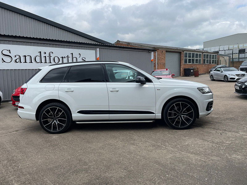 Audi Q7 3.0 TDI V6 S line SUV 5dr Diesel Tiptronic quattro Euro 6 (s/s) (218 ps) Full Black Leather. 22's 5dr Automatic 2024