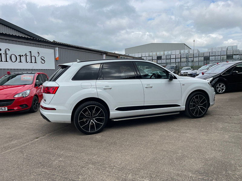 Audi Q7 3.0 TDI V6 S line SUV 5dr Diesel Tiptronic quattro Euro 6 (s/s) (218 ps) Full Black Leather. 22's 5dr Automatic 2024