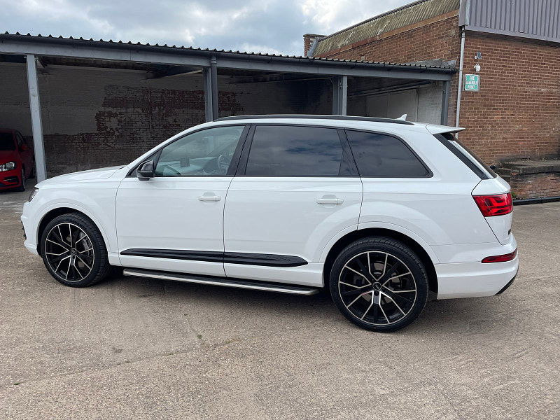 Audi Q7 3.0 TDI V6 S line SUV 5dr Diesel Tiptronic quattro Euro 6 (s/s) (218 ps) Full Black Leather. 22's 5dr Automatic 2024