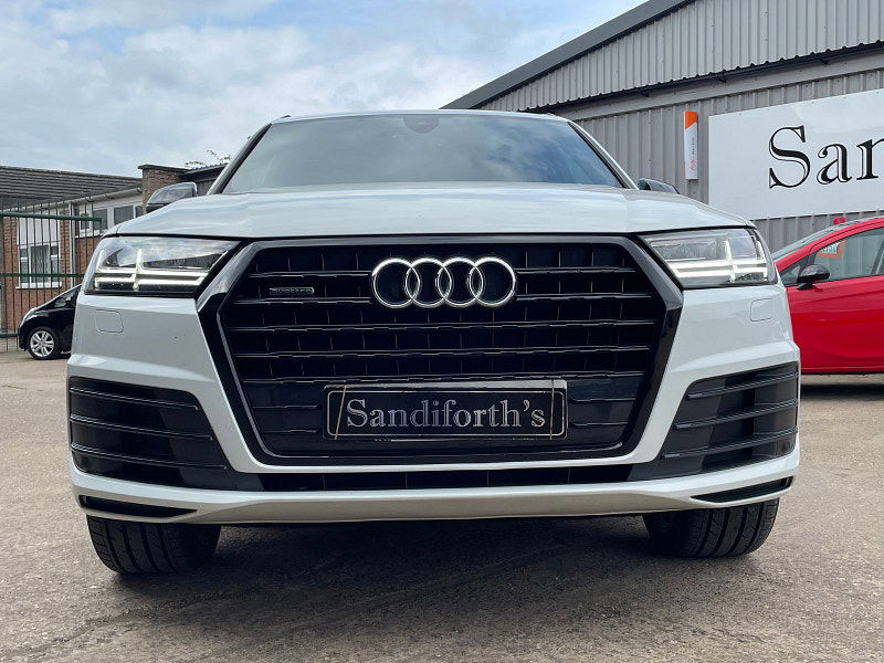 Audi Q7 3.0 TDI V6 S line SUV 5dr Diesel Tiptronic quattro Euro 6 (s/s) (218 ps) Full Black Leather. 22's 5dr Automatic 2024