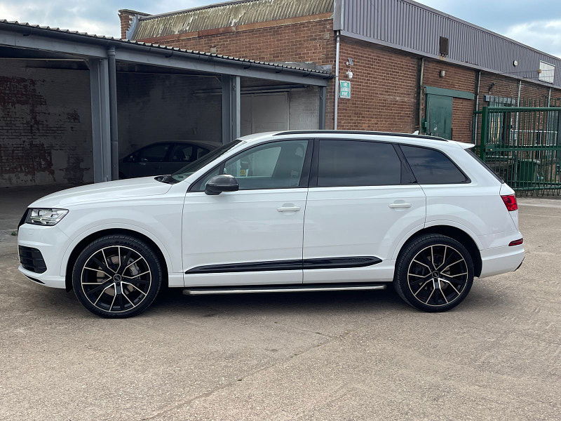 Audi Q7 3.0 TDI V6 S line SUV 5dr Diesel Tiptronic quattro Euro 6 (s/s) (218 ps) Full Black Leather. 22's 5dr Automatic 2024