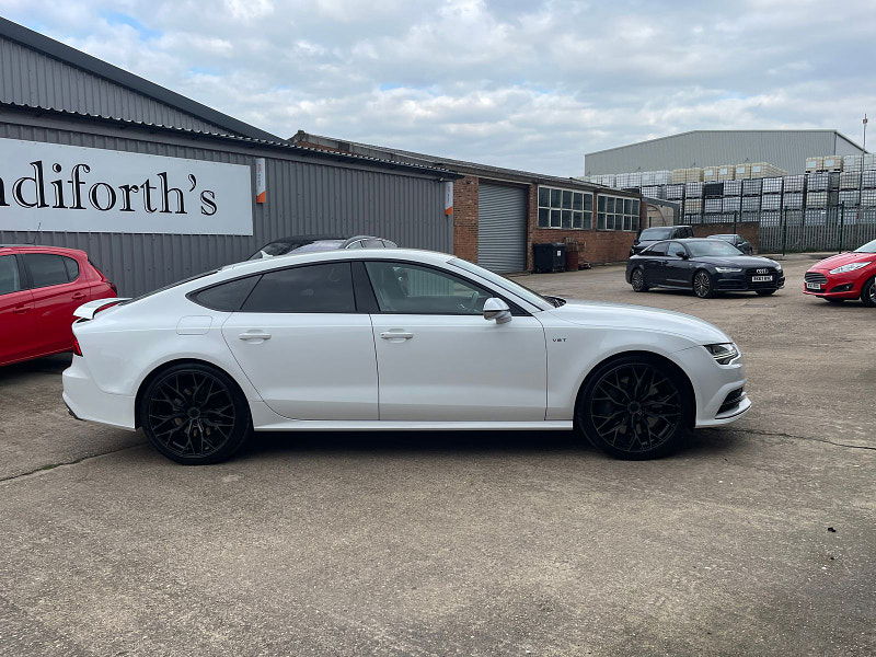 Audi S7 4.0 TFSI V8 Sportback 5dr Petrol S Tronic quattro Euro 6 (s/s) (450 ps) 5 Main Dealer Services 5dr Automatic 2024