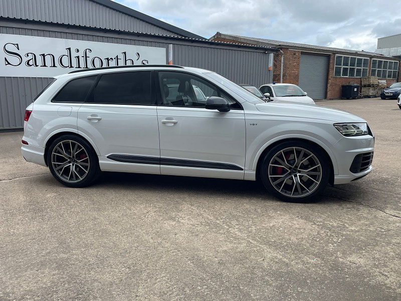 Audi SQ7 4.0 TDI V8 SUV 5dr Diesel Tiptronic quattro Euro 6 (s/s) (435 ps) 5dr Automatic 2025