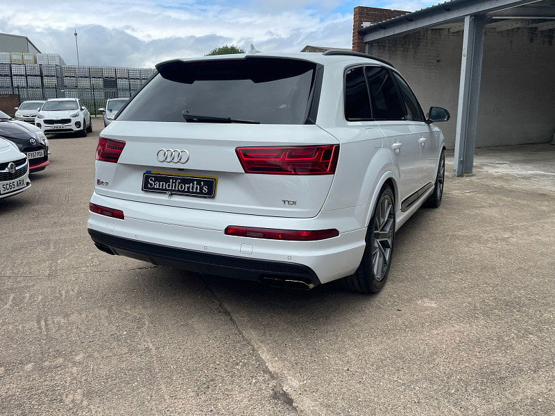 Audi SQ7 4.0 TDI V8 SUV 5dr Diesel Tiptronic quattro Euro 6 (s/s) (435 ps) 5dr Automatic 2025