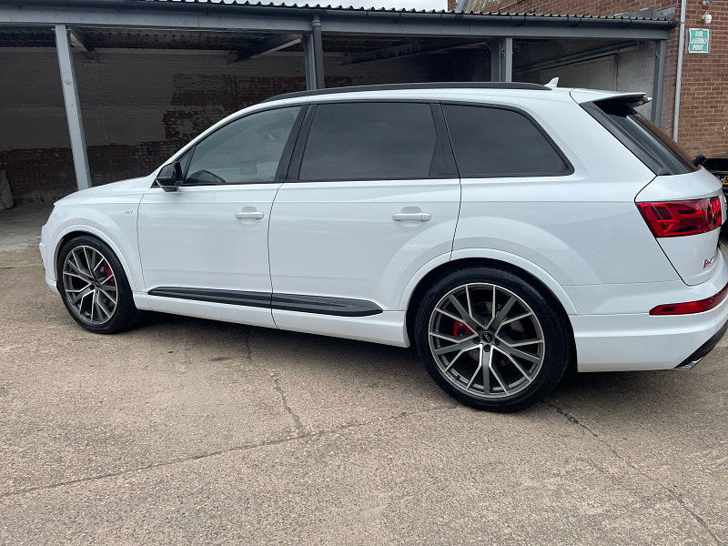 Audi SQ7 4.0 TDI V8 SUV 5dr Diesel Tiptronic quattro Euro 6 (s/s) (435 ps) 5dr Automatic 2025