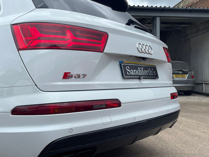 Audi SQ7 4.0 TDI V8 SUV 5dr Diesel Tiptronic quattro Euro 6 (s/s) (435 ps) 5dr Automatic 2025