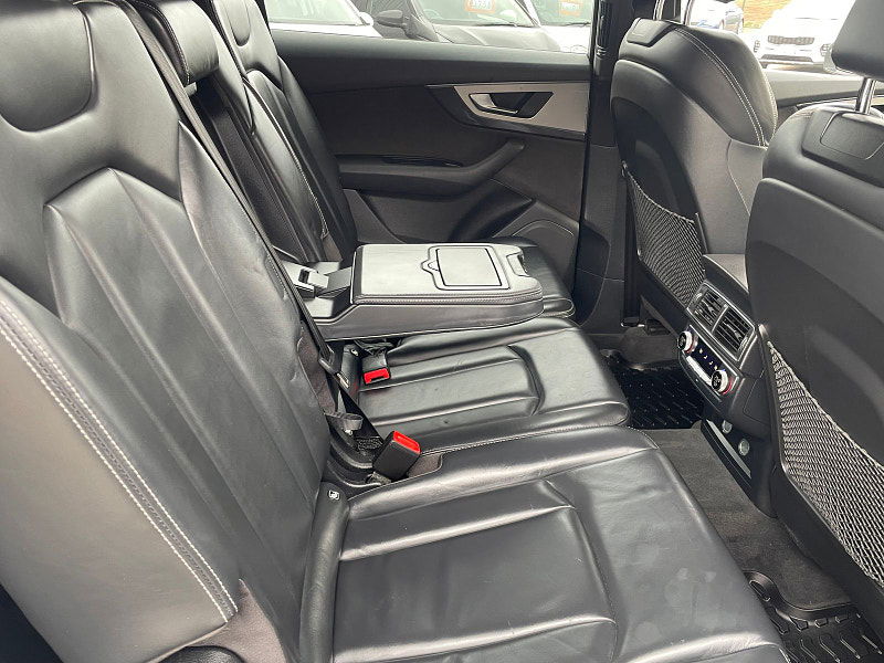 Audi SQ7 4.0 TDI V8 SUV 5dr Diesel Tiptronic quattro Euro 6 (s/s) (435 ps) 5dr Automatic 2025
