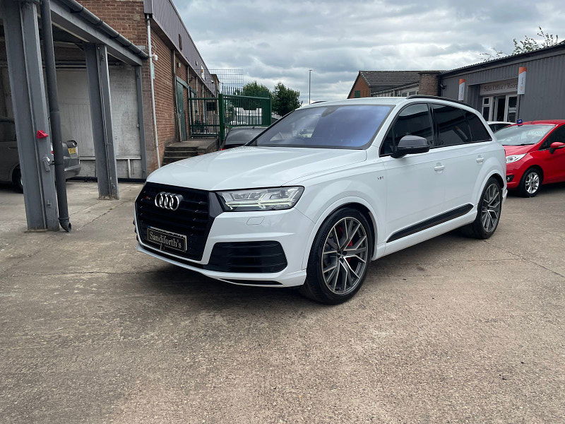 Audi SQ7 4.0 TDI V8 SUV 5dr Diesel Tiptronic quattro Euro 6 (s/s) (435 ps) 5dr Automatic 2025