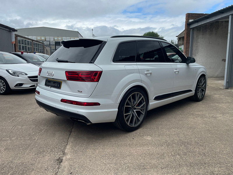 Audi SQ7 4.0 TDI V8 SUV 5dr Diesel Tiptronic quattro Euro 6 (s/s) (435 ps) 5dr Automatic 2025