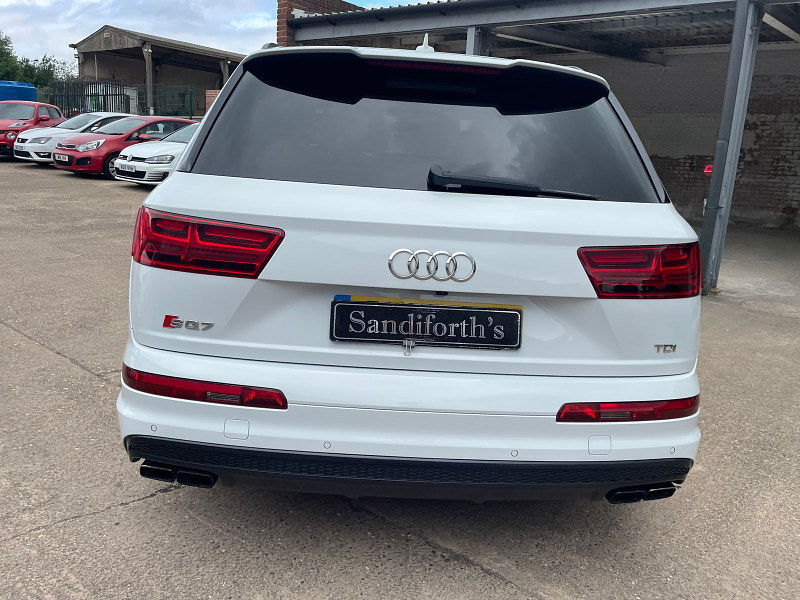 Audi SQ7 4.0 TDI V8 SUV 5dr Diesel Tiptronic quattro Euro 6 (s/s) (435 ps) 5dr Automatic 2025
