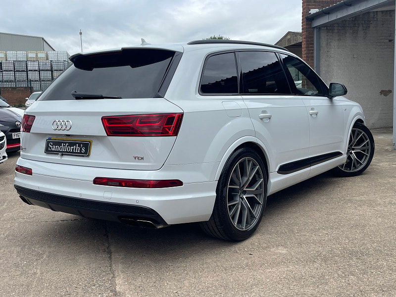 Audi SQ7 4.0 TDI V8 SUV 5dr Diesel Tiptronic quattro Euro 6 (s/s) (435 ps) 5dr Automatic 2025