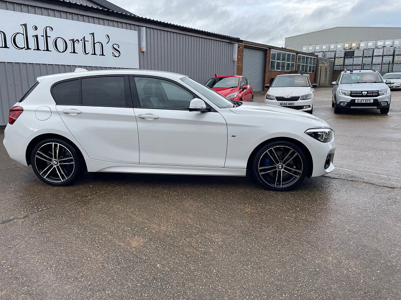 BMW 1 Series 1.5 118i M Sport Shadow Edition Hatchback 5dr Petrol Auto Euro 6 (s/s) (136 ps) 5dr Automatic 2026
