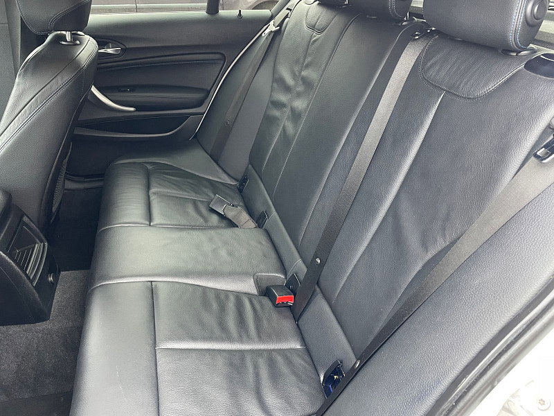 BMW 1 Series 1.5 118i M Sport Shadow Edition Hatchback 5dr Petrol Auto Euro 6 (s/s) (136 ps) 5dr Automatic 2026