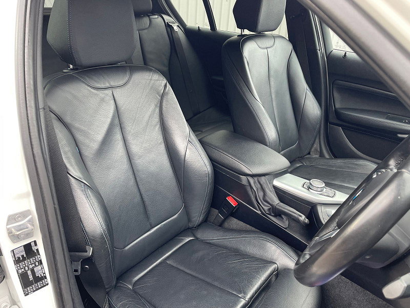 BMW 1 Series 1.5 118i M Sport Shadow Edition Hatchback 5dr Petrol Auto Euro 6 (s/s) (136 ps) 5dr Automatic 2026