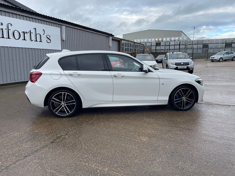 BMW 1 Series 1.5 118i M Sport Shadow Edition Hatchback 5dr Petrol Auto Euro 6 (s/s) (136 ps) 5dr Automatic 2026