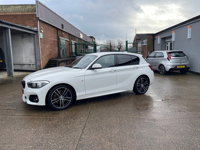 BMW 1 Series 1.5 118i M Sport Shadow Edition Hatchback 5dr Petrol Auto Euro 6 (s/s) (136 ps) 5dr Automatic 2026
