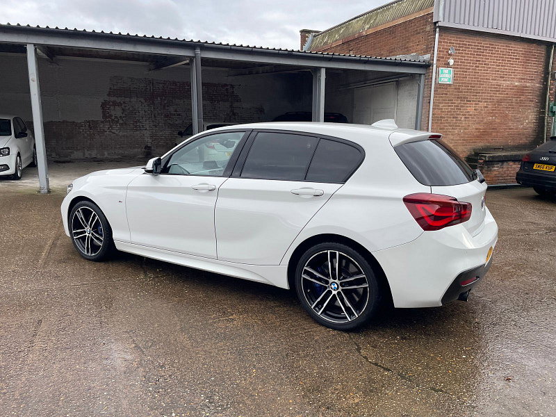 BMW 1 Series 1.5 118i M Sport Shadow Edition Hatchback 5dr Petrol Auto Euro 6 (s/s) (136 ps) 5dr Automatic 2026