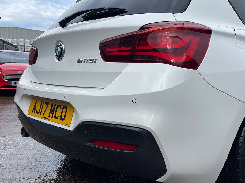 BMW 1 Series 1.5 118i M Sport Shadow Edition Hatchback 5dr Petrol Auto Euro 6 (s/s) (136 ps) 5dr Automatic 2026