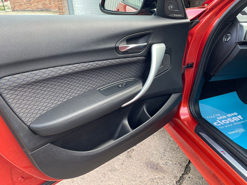 BMW 1 Series 2.0 120d M Sport Hatchback 5dr Diesel Auto xDrive Euro 6 (s/s) (190 ps) 5dr Automatic 2025