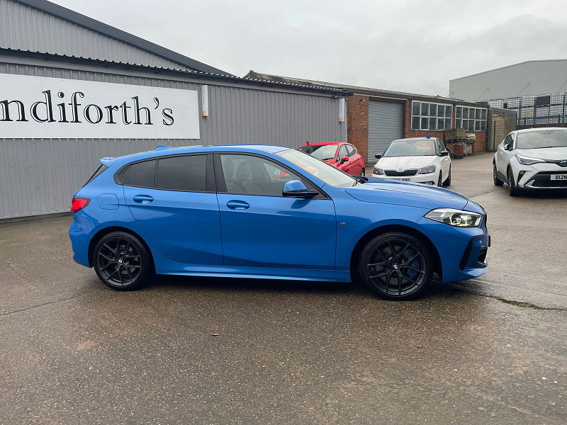 BMW 1 Series 2.0 120d M Sport Hatchback 5dr Diesel Auto xDrive Euro 6 (s/s) (190 ps) 5dr Automatic 2026