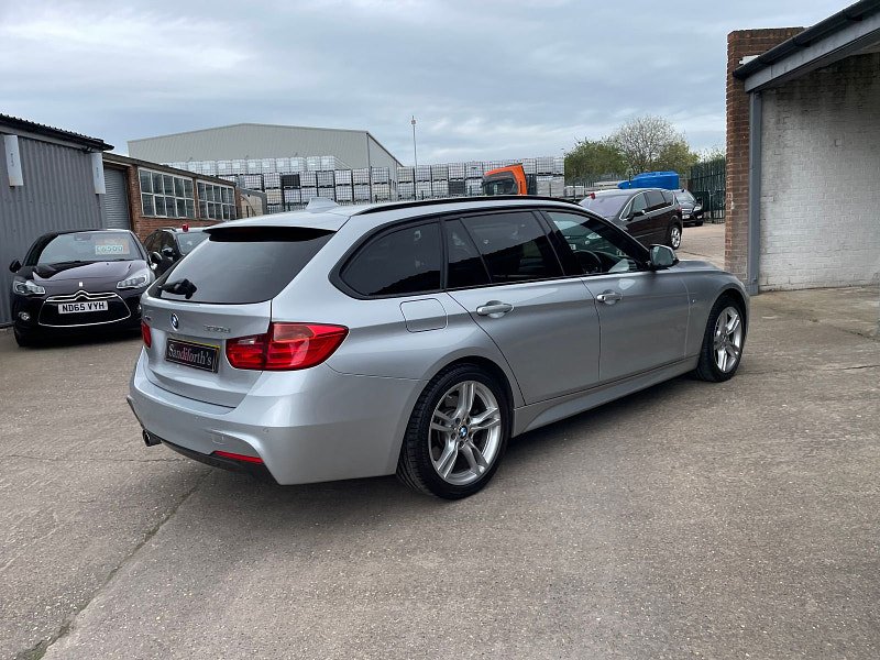 BMW 3 Series 3.0 330D XDRIVE M SPORT TOURING 5d 255 BHP 1OWNER, PAN ROOF  FULL BLACK HEATED LESATHER, 2 KEYS 5dr Automatic 2024
