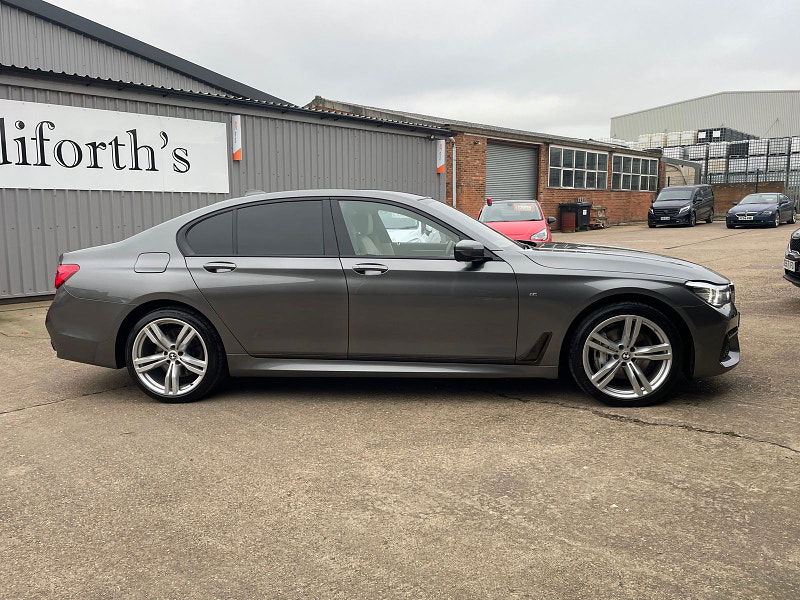 BMW 7 Series 3.0 730d M Sport Saloon 4dr Diesel Auto xDrive Euro 6 (s/s) (265 ps) 6 Services, Massage Seats 4dr Automatic 2024