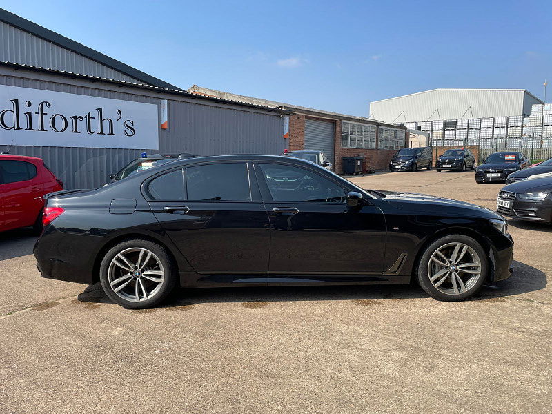 BMW 7 Series 3.0 740d M Sport Saloon 4dr Diesel Auto xDrive Euro 6 (s/s) (320 ps) Black Leather, Soft Close Doors 4dr Automatic 2024