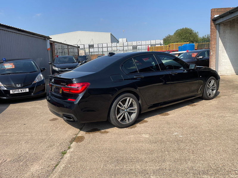 BMW 7 Series 3.0 740d M Sport Saloon 4dr Diesel Auto xDrive Euro 6 (s/s) (320 ps) Black Leather, Soft Close Doors 4dr Automatic 2024