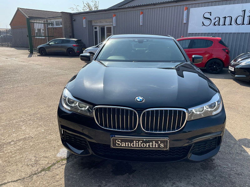 BMW 7 Series 3.0 740d M Sport Saloon 4dr Diesel Auto xDrive Euro 6 (s/s) (320 ps) Black Leather, Soft Close Doors 4dr Automatic 2024