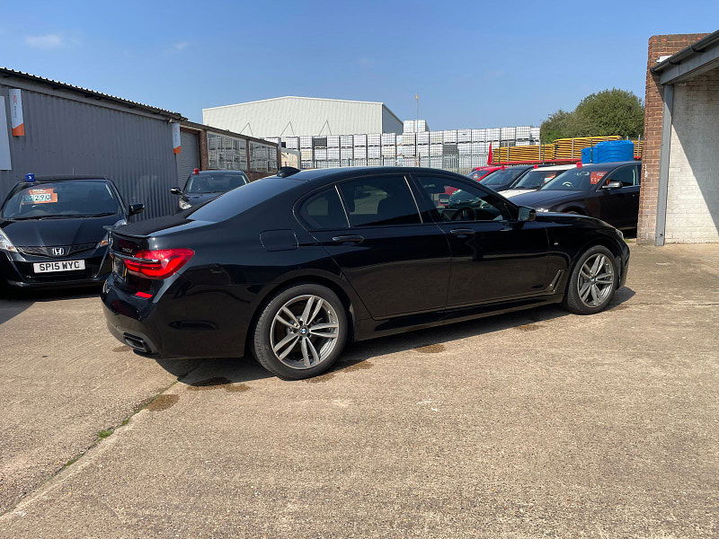 BMW 7 Series 3.0 740d M Sport Saloon 4dr Diesel Auto xDrive Euro 6 (s/s) (320 ps) Black Leather, Soft Close Doors 4dr Automatic 2024