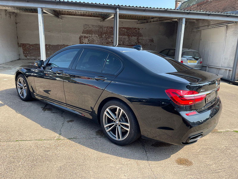 BMW 7 Series 3.0 740d M Sport Saloon 4dr Diesel Auto xDrive Euro 6 (s/s) (320 ps) Black Leather, Soft Close Doors 4dr Automatic 2024