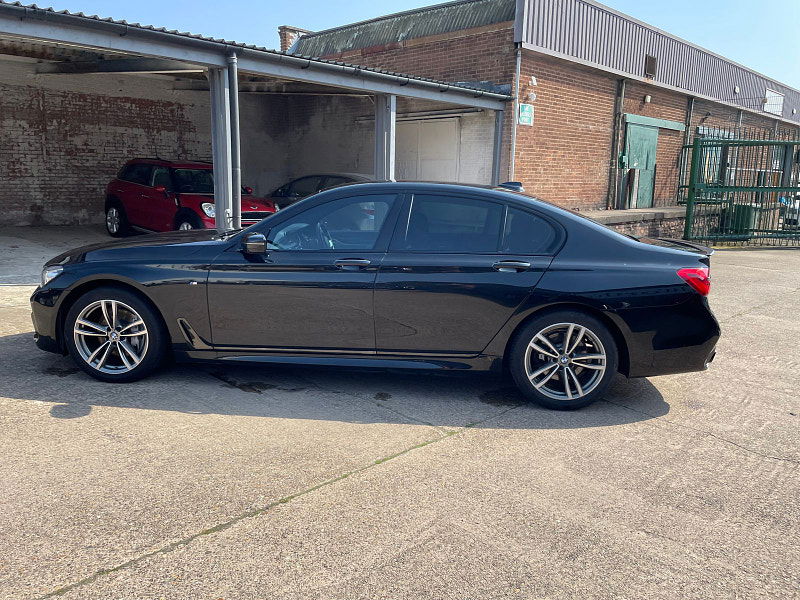 BMW 7 Series 3.0 740d M Sport Saloon 4dr Diesel Auto xDrive Euro 6 (s/s) (320 ps) Black Leather, Soft Close Doors 4dr Automatic 2024