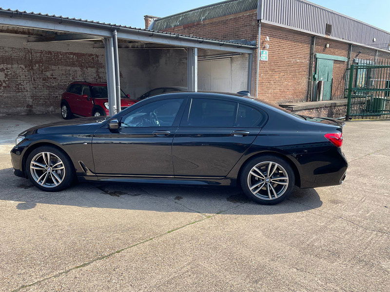 BMW 7 Series 3.0 740d M Sport Saloon 4dr Diesel Auto xDrive Euro 6 (s/s) (320 ps) Black Leather, Soft Close Doors 4dr Automatic 2024