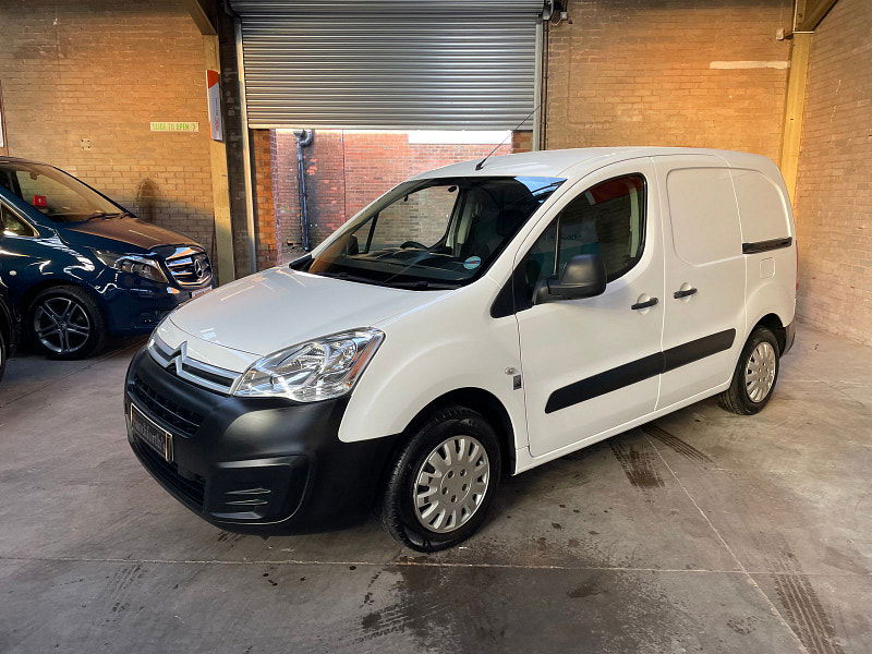 Citroen Berlingo 1.6 BlueHDi 625 LX Panel Van 5dr Diesel Manual L1 (112 g/km, 75 bhp) 5dr Manual 2025